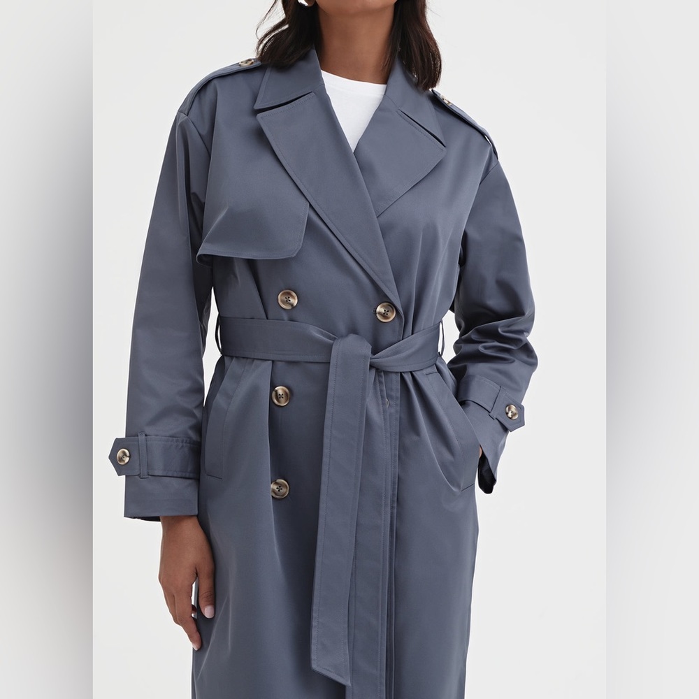 Trenchcoat 4th and reckless